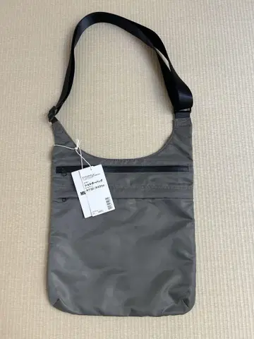 무인양품 나일론 숄더백 택 포함