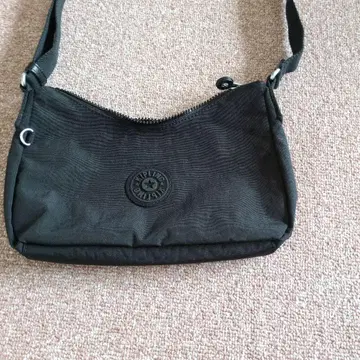 Kipling 블랙 숄더백