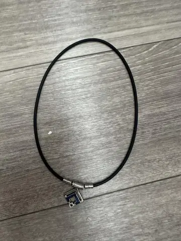 블랙 러버 목걸이 메탈 부품