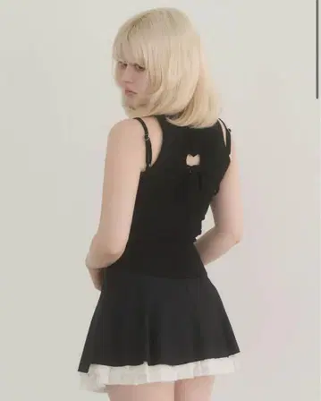앤드마리 andmary Heart point tops Black 블랙