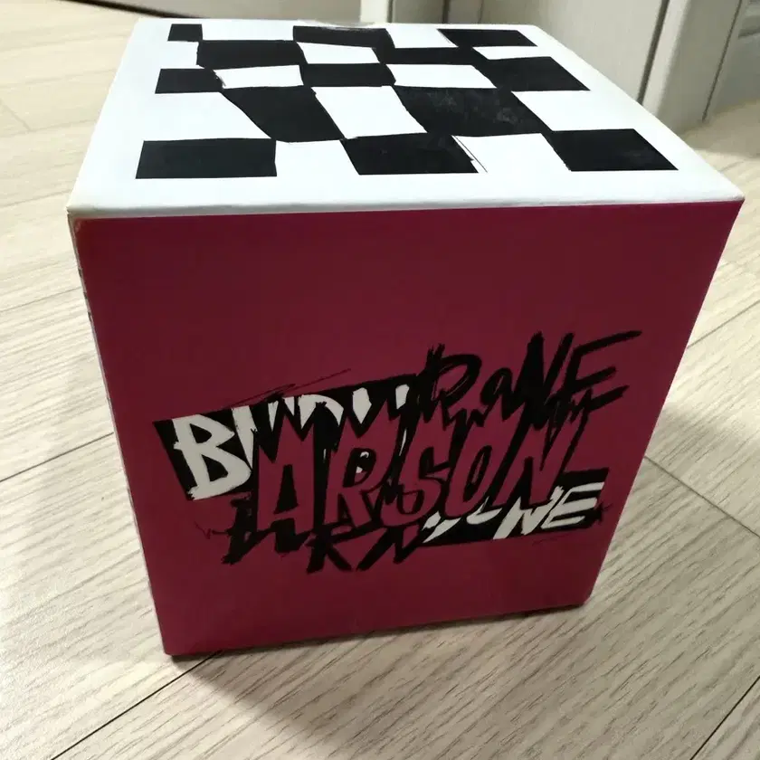 J-HOPE ARSON キャンドル J-Hope's Arson Candle - The Photo Journal