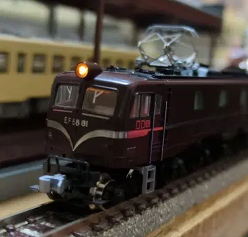 철도 모형 EF58 61 어소시키