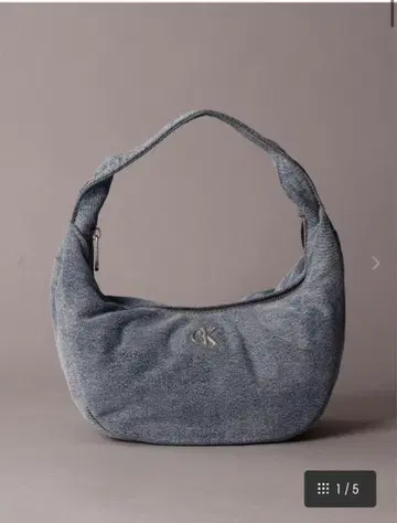 Calvin Klein 데님 소프트 크레센도 백