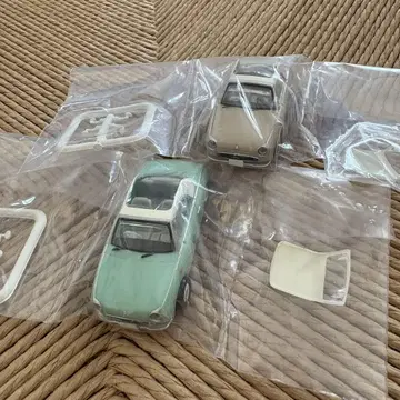 닛산 피가로 가챠가챠 에메랄드 베이지