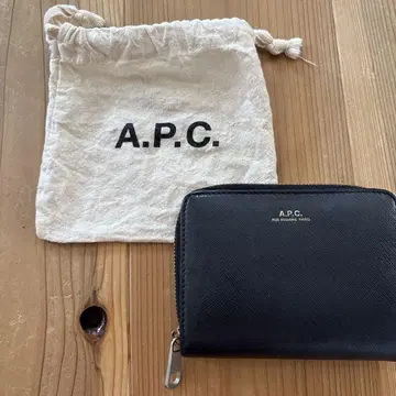 APC A.P.C. 아페쎄 접이식 지갑 블랙
