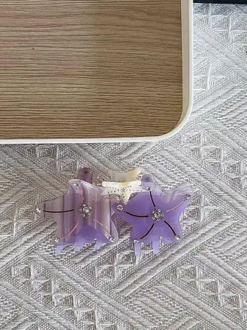 보라색 플라워 디자인 헤어 클립