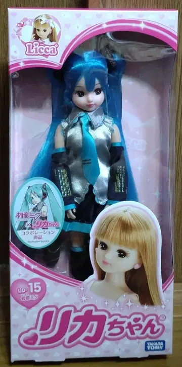 타카라토미 리카짱 콜라보 하츠네 미쿠 미개봉입니다
