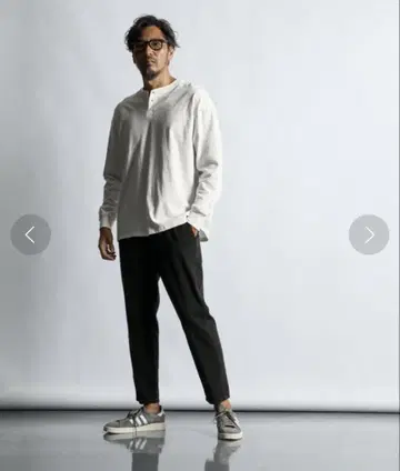 The DUFFER of ST.GEORGE 헨리넥 롱T