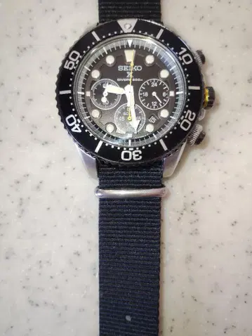 세이코 SEIKO 솔라 크로노그래프 다이버즈 손목시계 SSC021