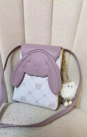 토끼 귀 디자인 숄더백