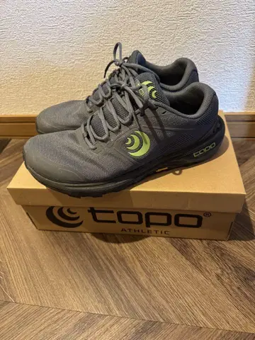 topo athletic 테라벤처4 26.5cm 가격 인하