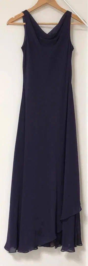 딥 퍼플 플레어 롱 드레스 V넥