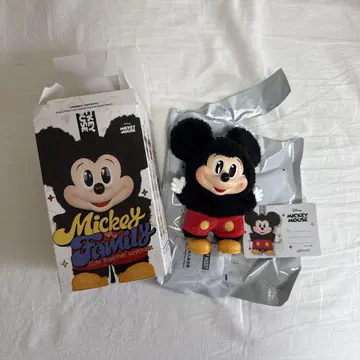 POP MART 미키마우스 키링