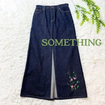 썸씽 SOMETHING 다크 데님 자수 롱 스커트