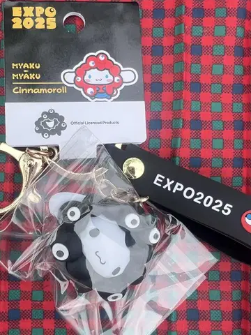 만박 산리오 검은 akuaku 변신 키링 시나모롤