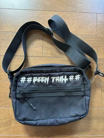 BEEN TRILL 블랙 숄더백