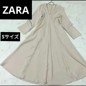 새상품급 ZARA 자라 볼륨 슬리브 미디 기장 원피스 a라인