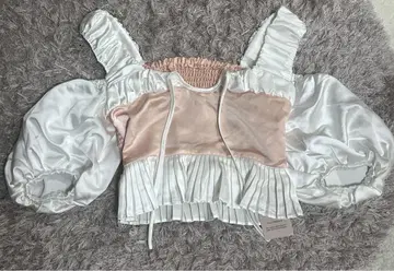 lilLilly 바이컬러 새틴 플리츠 상의 핑크 화이트