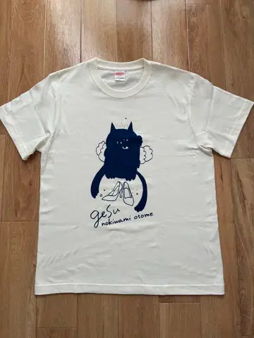게스의 극미 오토메 게스군 T셔츠 M사이즈
