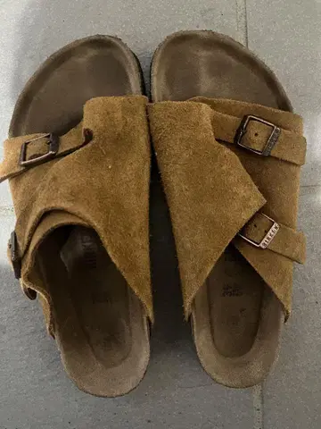 Birkenstock 브라운 스웨이드 샌들