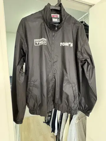 TRD 얇은 소재 점퍼