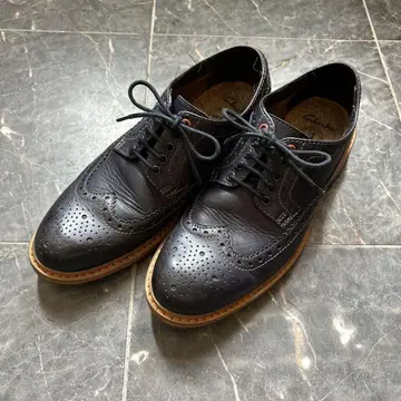 clarks 윙팁 드레스 슈즈 비즈니스 슈즈 25.5
