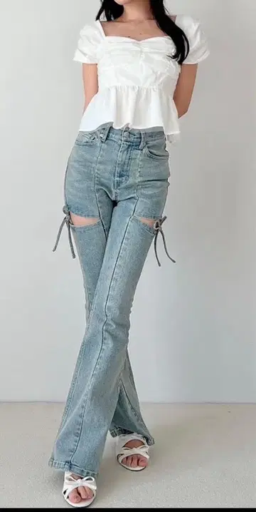 새상품) RESEXXY 리제 컷 아웃 리본 데님 팬츠 아이스 블루 S