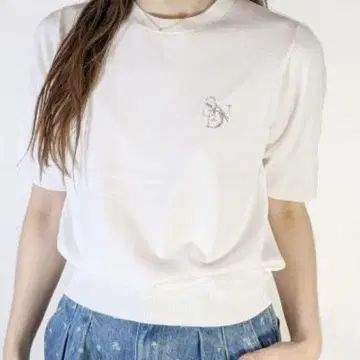 스나이델 모티브 큐빅 하프 슬리브 풀오버