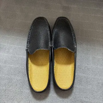 블랙 메쉬 슬립온