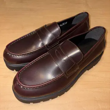 GU 청키 밑창 로퍼 (브라운, 27.0cm)