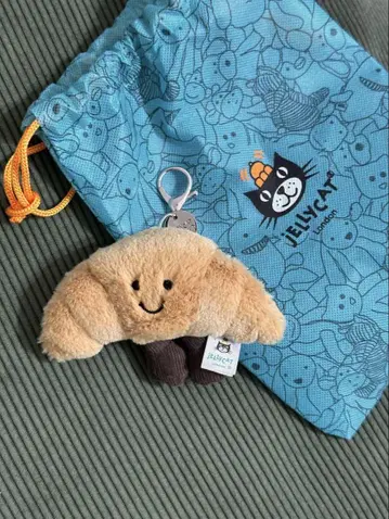 [새상품] Jellycat 제리캣 크루아상 키링