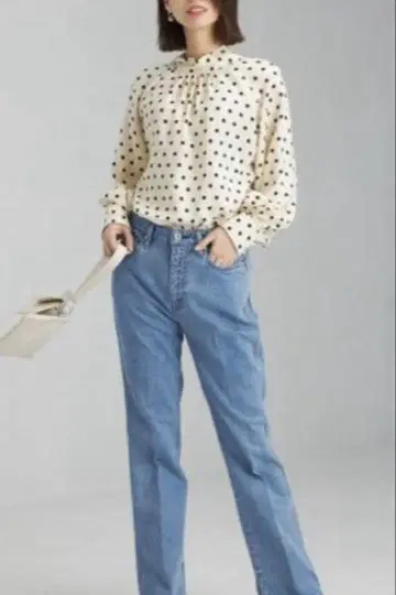 그린 라벨 릴랙싱 2WAY 도트 보타이 블라우스