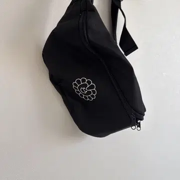 NewJeans 무라카미 다카시 백
