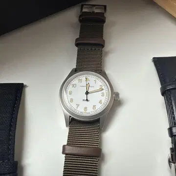 해밀턴 카키 38mm 교환 벨트 포함
