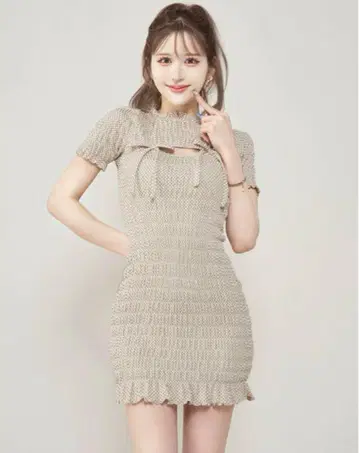 Darich 다리치 리본 셔링 깅엄 미니 원피스 베이지