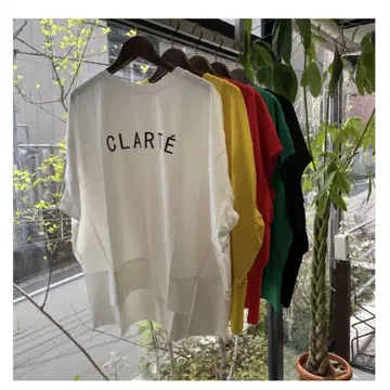 오버 사이즈 화이트 T셔츠 Fiert CLART