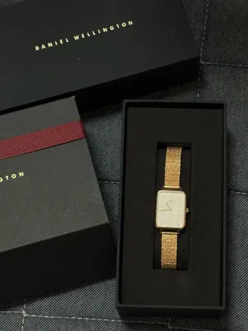 DANIEL WELLINGTON 로즈 골드 손목시계