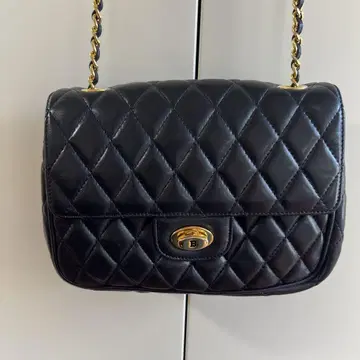 외관 새상품급 Bally 체인 숄더백 퀼팅 이탈리아제