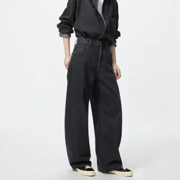 UNIQLO 배기 커브 청바지 24인치