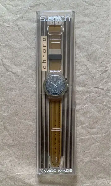 Swatch Chrono 블랙/브라운 실리콘 밴드