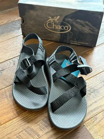 Chaco 블랙 샌들