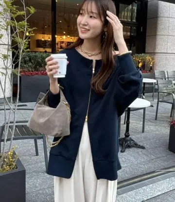 두두 doudou_rei 기획 프론트 지퍼 맨투맨 네이비 컬러