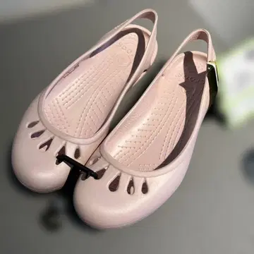 Crocs 핑크 플랫 샌들 25cm 미사용 새상품