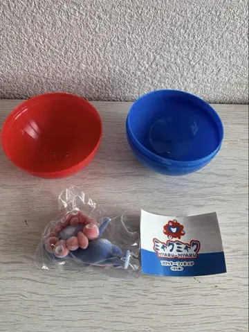 간사이 만박 한정 플로키 피규어 엎드린 포즈 먝쿠먝쿠