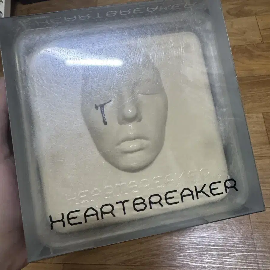G-DRAGON HEARTBREAKER 韓国版CD 直筆サイン入り G-DRAGON