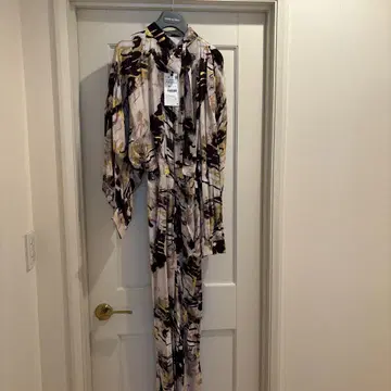 ZARA 인기 멀티 패턴 긴팔 발목 기장 원피스 XS 파티에도