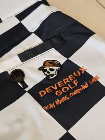 [새상품] DEVEREUX 데버루 골프 하프 팬츠