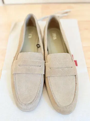 ZARA 스웨이드 로퍼 베이지 38