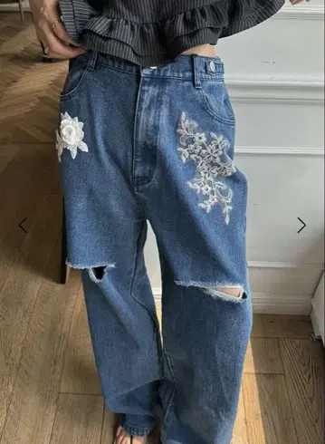 size adjust motif lace loose denim PT