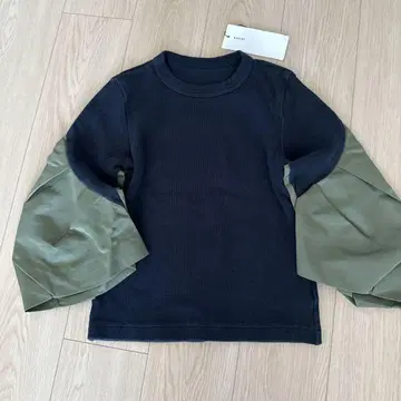 sacai 플레어 슬리브 나일론 트윌 믹스 풀오버 사이즈 1